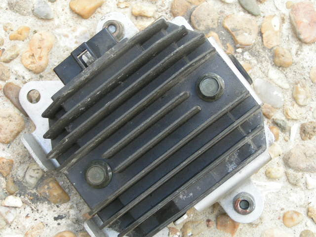 FZ6 S2 Regulateur, RECTIFIER regulator, Gleichrichter Laderegler, REGOLATORE , r