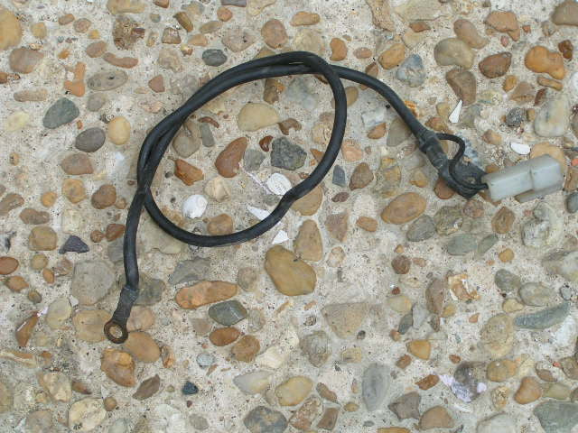 FZ6 S2  Fil - batterie, battery negative lead