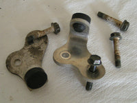 Kawasaki ZX6R ZX636 05 06 C1H C6F ,VIS Ecrou Goujon de fixation de sous le siège