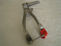 Kawasaki ZX6R ZX636 05 06 C1H C6F ,repose pied AR droite,arriere, pasager foot r