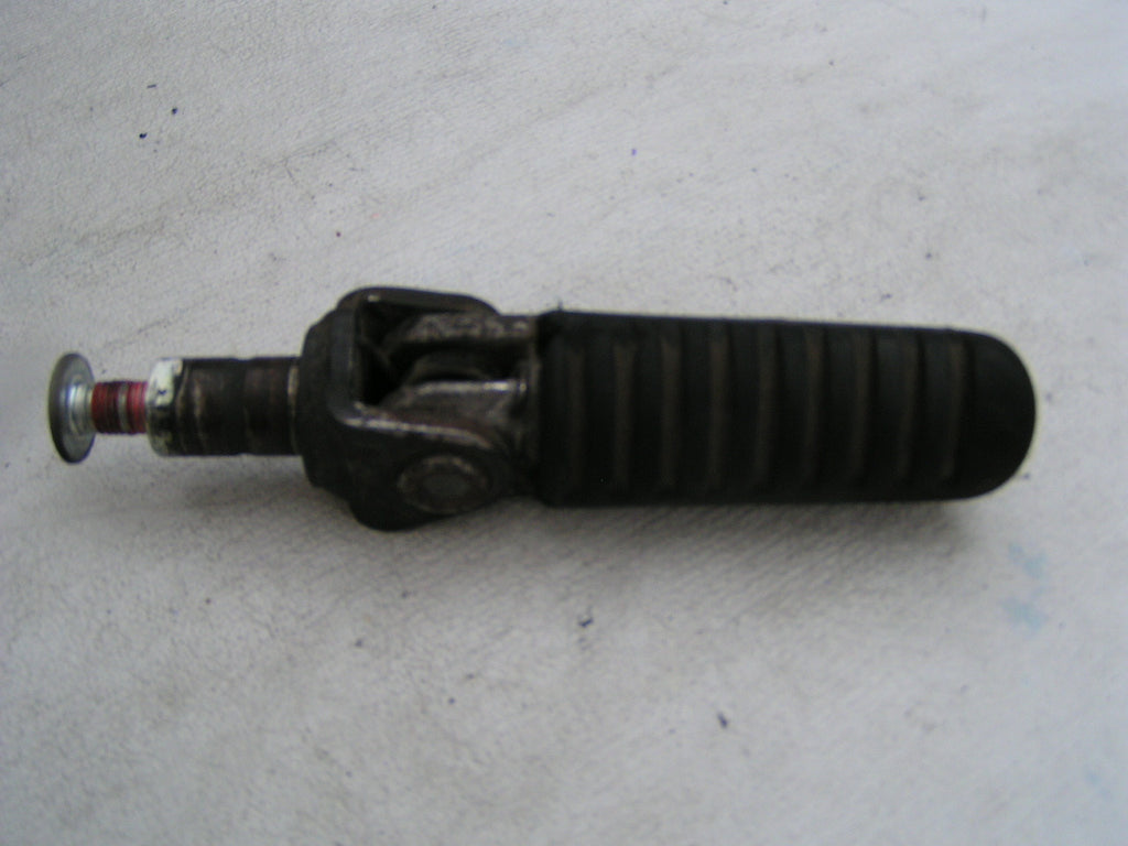 Kawasaki ZX9R 99 C2,  repose pied AV GAUCHE, foot rest front reft , Fußrastenanl