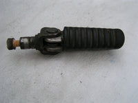 Kawasaki ZX9R 99 C2,  repose pied AV droit, foot rest front right , Fußrastenanl