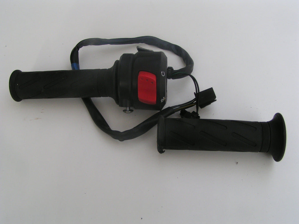 Bandit 1250 K9,COMODO GUIDON DROITE , poigné Gaz ,, throttle, twist grip, OEM, H
