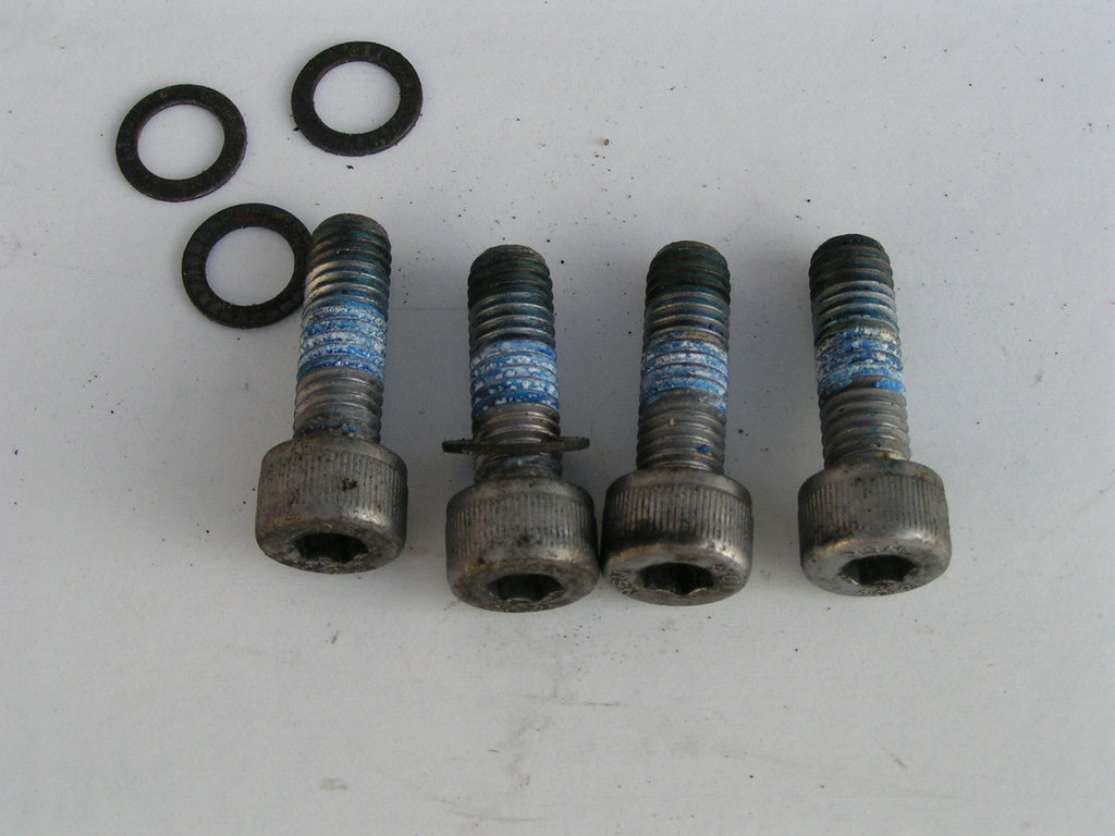 Bandit 1250 K9,vis platine repose pied (x4),, FOOT REST FIXING SCREW X4