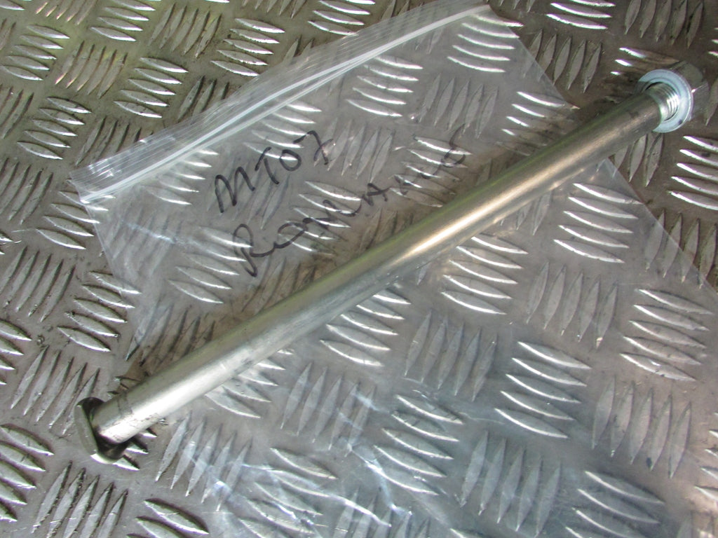 Yamaha MT-07, 2018>19, Tracer rear wheel axle, spindle,Axe de rue arrier,,rear w