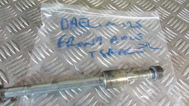 Daelim Roadwin 125 VJ BA4 2004/7 axe de la rue avant,, front axle spindle FRONT