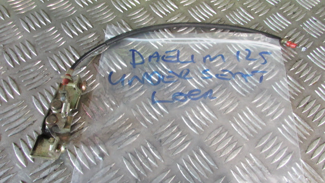 Daelim Roadwin 125 VJ BA4 2004/7 unité de verrouillage sous la selle passager, e