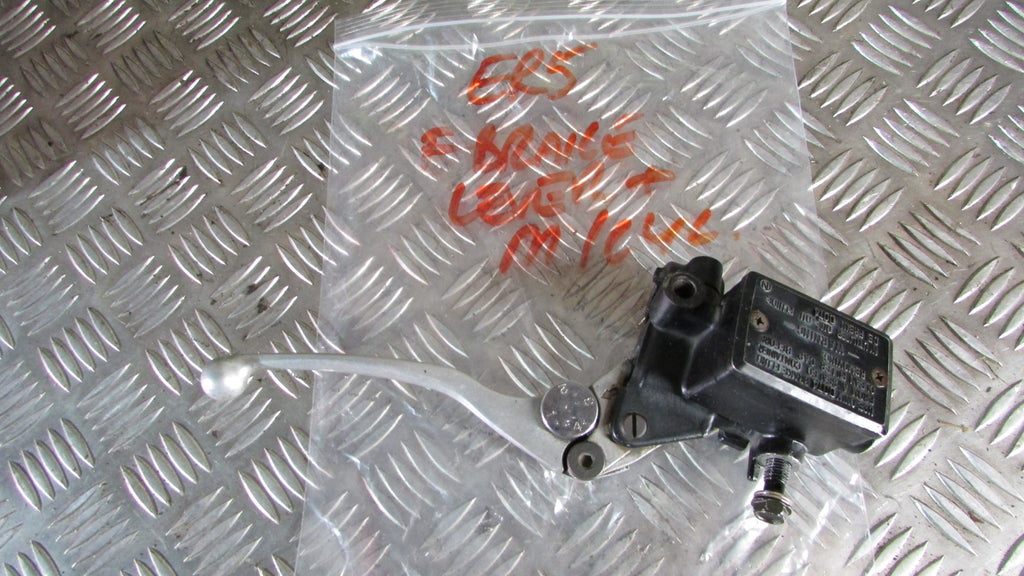Kawasaki ER 5 500 2001 maitre-cylindre de frein AV avec levier,FRONT BRAKE MASTE