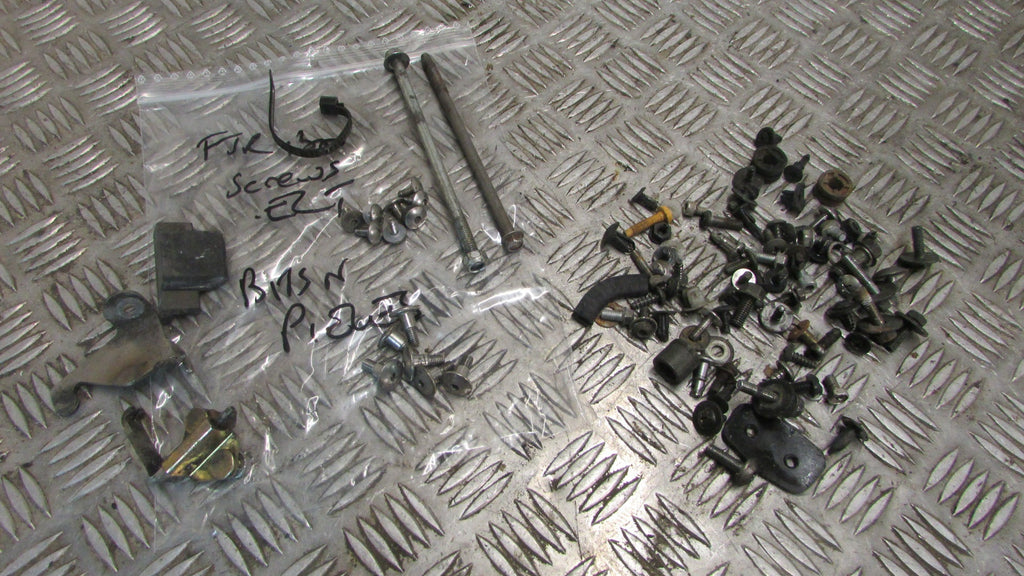 Yamaha FJR 1300 ABS 2007, 2006>2012 carrenage vis,, Fairing FIXING SCREWS,