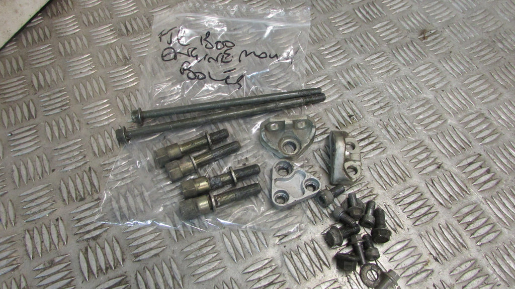 Yamaha FJR 1300 ABS 2007, 2006>2012 vis boulons de fixation du moteur,engine ret