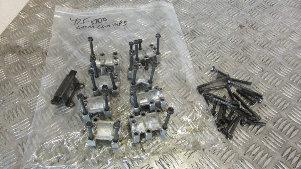 Yamaha Thunder Ace YZF1000R 4VE 1996>2003 Support d'Arbre à cam . ,camshaft clamps holder support