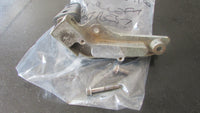 Yamaha Virago XV1100 3LP 1990 repose pied AR gauch ,arrier pasager,,rear left foot rest