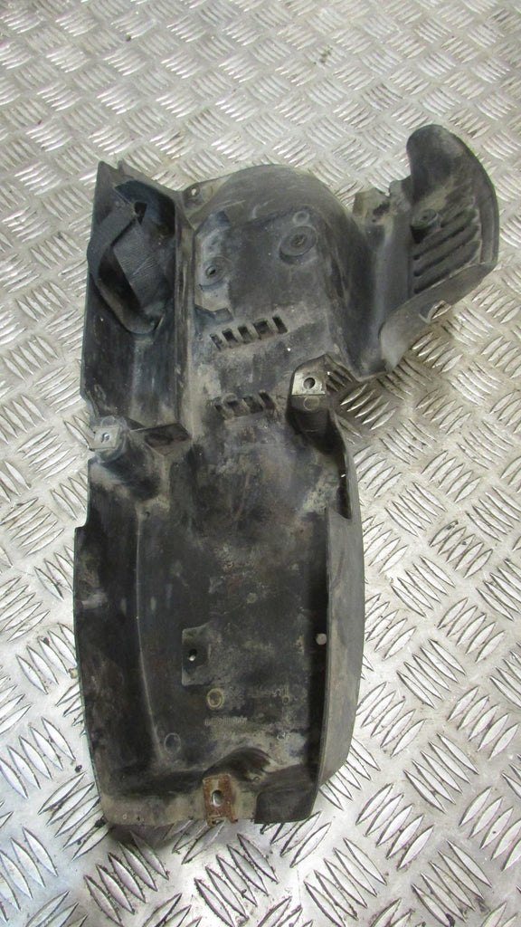 BMW F650 ST Funduro 93/99 ,carénage sous le siège selle, guarde boue arrier AR,,