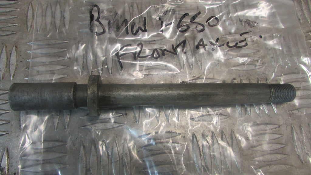 BMW F650 ST Funduro 93/99 axe de la rue avant,, front axle spindle FRONT WHEEL A