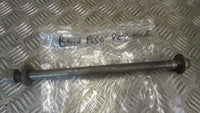 BMW F650 ST Funduro 93/99 ,Axe de rue arrier,,rear wheel axle, spindle,,& spacer