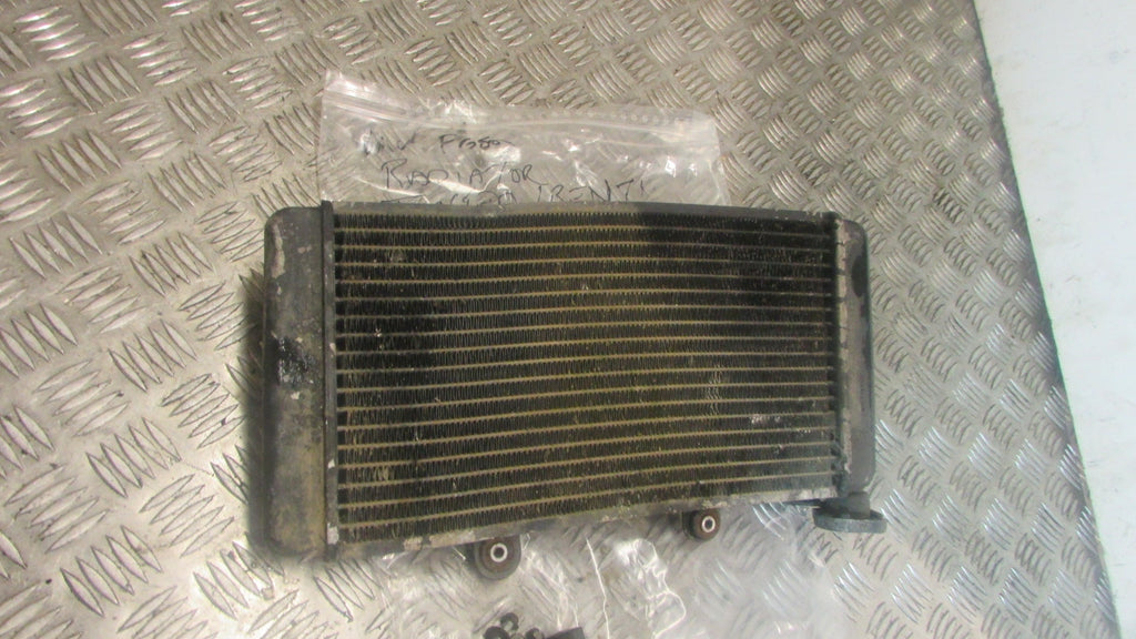 BMW F650 ST Funduro 93/99 radiateur a eau,RADIATOR,,bent , plié, tordue,