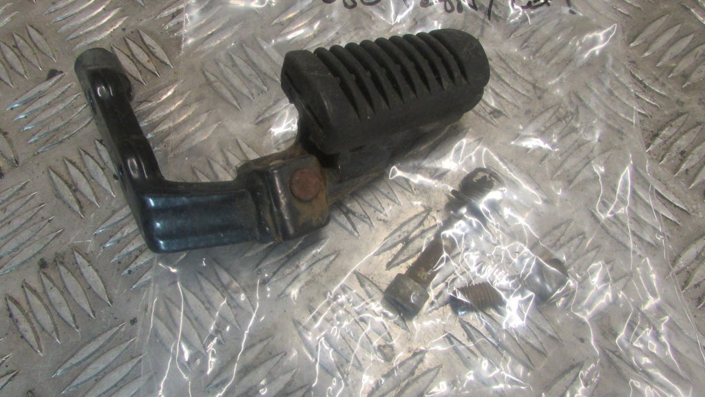 BMW F650 ST Funduro 93/99 repose pied AV GAUCHE,, foot rest front left ,, Fußras