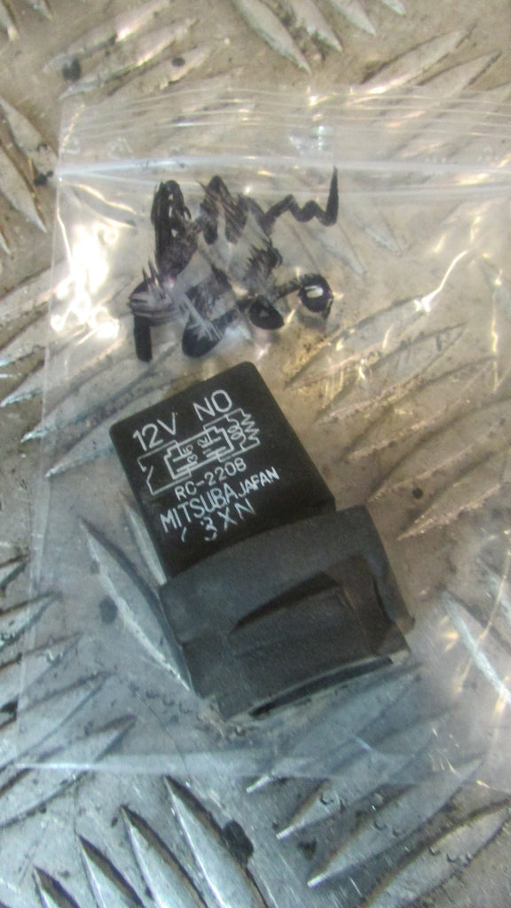 BMW F650 ST Funduro 93/99 RELAIS ,Relay RC2208 Mitsuba 1Y4 12v NO,