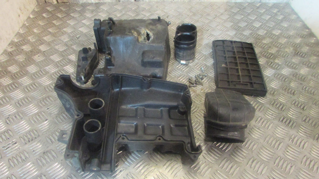 BMW F650 ST Funduro 93/99 ,boîte de filtre à air ,AIR filter BOX , ,damaged , do