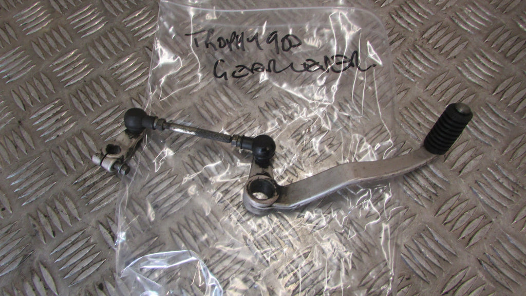 Triumph Trophy 900 T336 ,SELECTEUR DE VITESSE,, gear change shift lever pedal li
