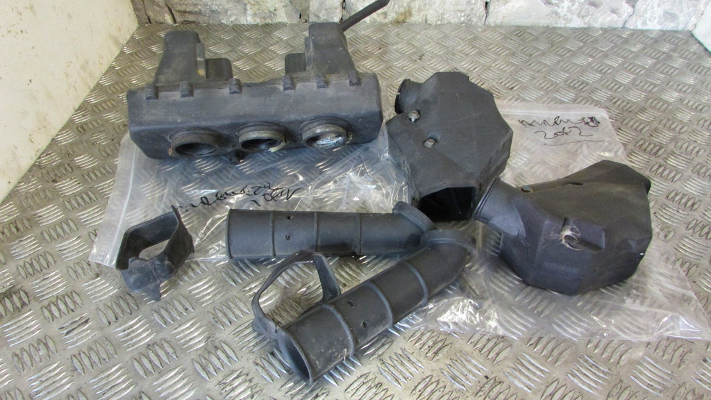 Triumph Trophy 900 T336 ,boîte de filtre à air ,AIR filter BOX , ,