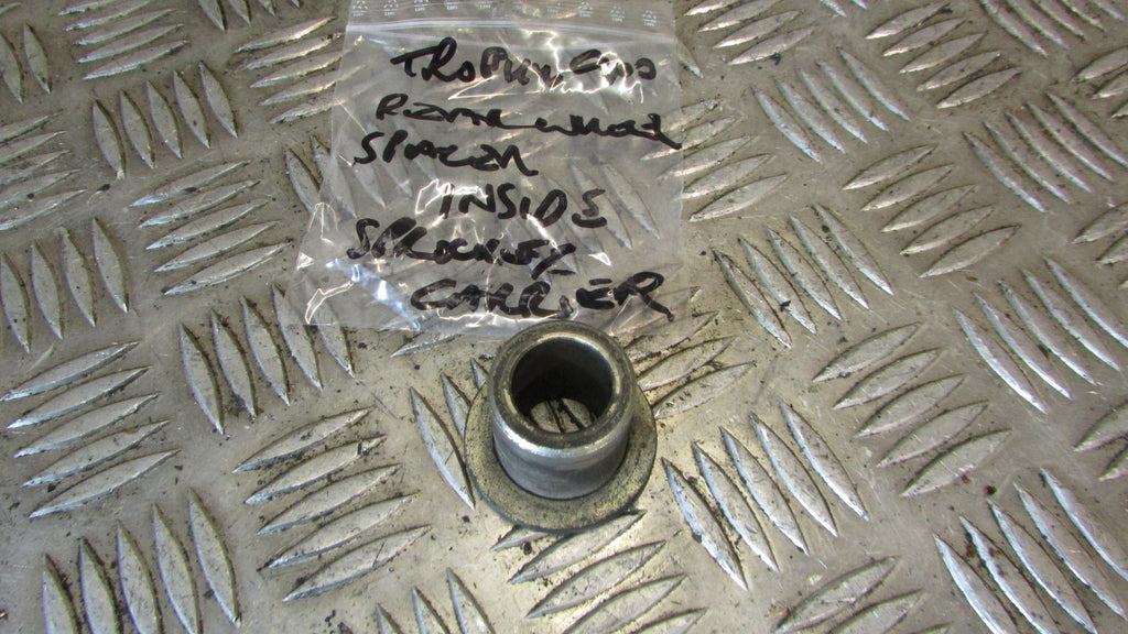 Triumph Trophy 900 T336 entretoise de roue arrier AR,rear wheel spacer,from insi