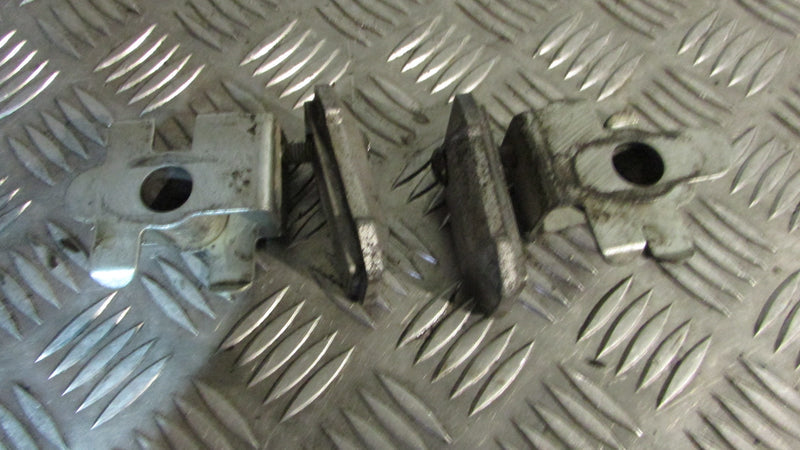 Suzuki SV 650 2002, 99/02 ,réglage de la roue arrière, ,rear wheel adjusters,