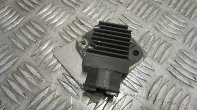 Honda Varadero XL 1000 V SD02, 2003 ,Regulateur,RECTIFIER regulator, OEM,damaged , dommage