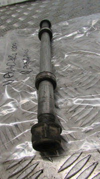 Honda Varadero XL 1000 V SD02, 2003 ,Axe de rue arrier,,rear wheel axle, spindle,,