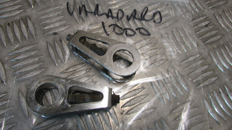 Honda Varadero XL 1000 V SD02, 2003 ,réglage de la roue arrière, ,rear wheel adjusters , chain,