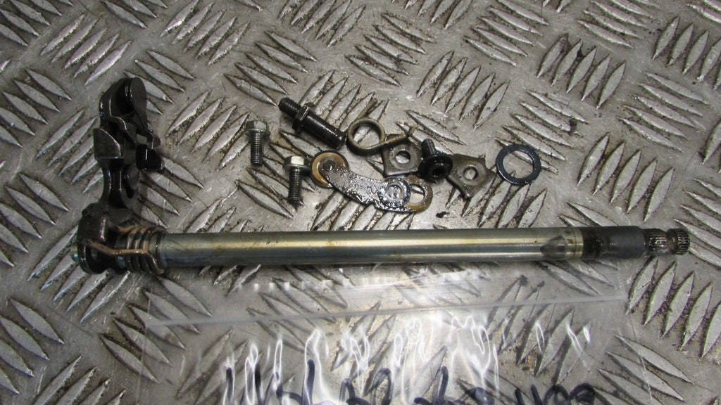 Honda Varadero XL 1000 V SD02, 2003 ,Haxe de , tige, abre SELECTEUR DE VITESSE internal moteur gear change shift shaft lever arm linkage