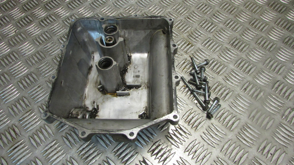 Honda Varadero XL 1000 V SD02, 2003 pan de carter d'huile. Sump oil pan 11210-MBT-000