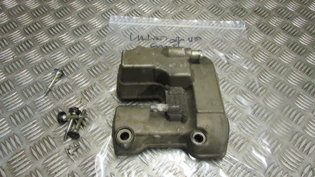 Honda Varadero XL 1000 V SD02, 2003 Culasse Rocker arbre couverture . Cylinder head rocker valve cover, Front cylinder, cylindre avant