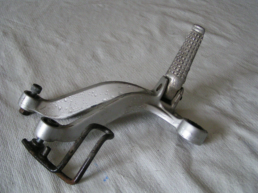 GSXR 600 K3 repose pied et Platine AR droit,arriere, pasager,foot rest & plate r