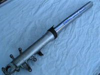 * GSXR 600 K3 fourches avant droit, jambe chrome est plié, pour les pièces seule