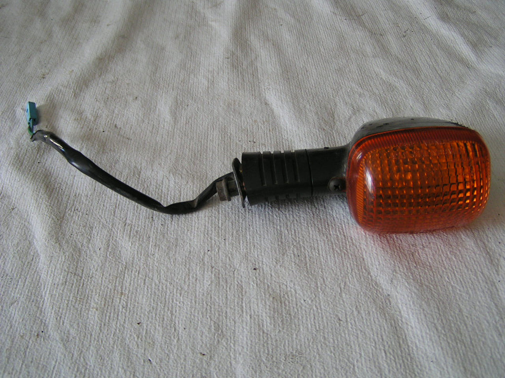 Honda CBR 600 F 4 99 00 2000  feu clignotant relais mitsuba fr 33 025 ,. INDICAT