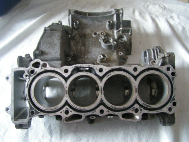 Honda CBR 600 F 4 99 00 2000  CASE MOTEUR JUG CYLINDRE CAS BORE. Cylinders, ½ en