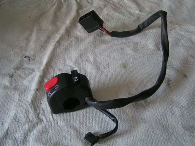 Triumph 955i Daytona,  COMODO GUIDON DROITE ,HANDLEBAR SWITCHES RIGHT, Helter-sk