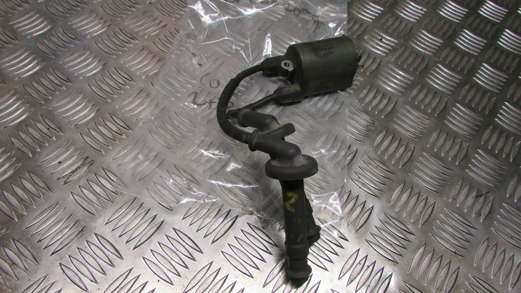 Honda CBF 600 SA , 04,05,06,07 bobine d'allumage, 2 et 3 ignition coil, 2 & 3 bo