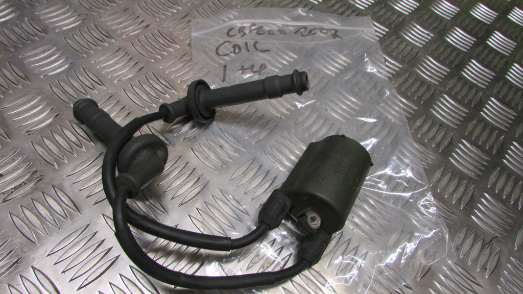 Honda CBF 600 SA , 04,05,06,07 bobine d'allumage, 1 et 4 ignition coil, 1 & 4 bo
