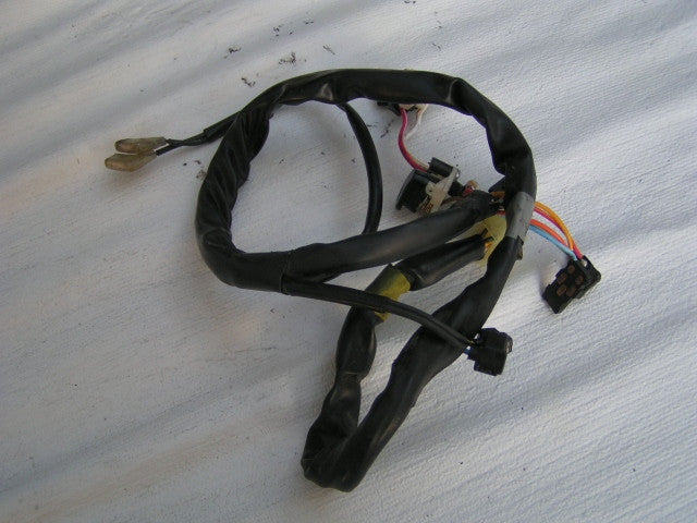 * Yamaha YZF R1 09>14 RN22 Fil pour COMODO GUIDON GAUCHE(pour pieces seulement),