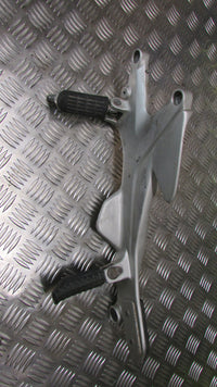 Honda CBF 600 SA 04,05,06,07 Platine et repose pieds gauche AV avant AR,arriere,