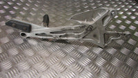 Honda CBF 600 SA 04,05,06,07 Platine et repose pieds gauche AV avant AR,arriere,