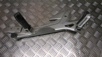 Honda CBF 600 SA 04,05,06,07 Platine et repose pied droite AV avant, passager, f