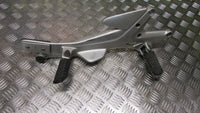 Honda CBF 600 SA 04,05,06,07 Platine et repose pied droite AV avant, passager, f