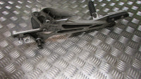 Honda CBF 600 SA 04,05,06,07 Platine et repose pied droite AV avant, passager, f