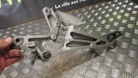 Honda CBF 600 SA 04,05,06,07 Platine et repose pied droite AV avant, passager, f