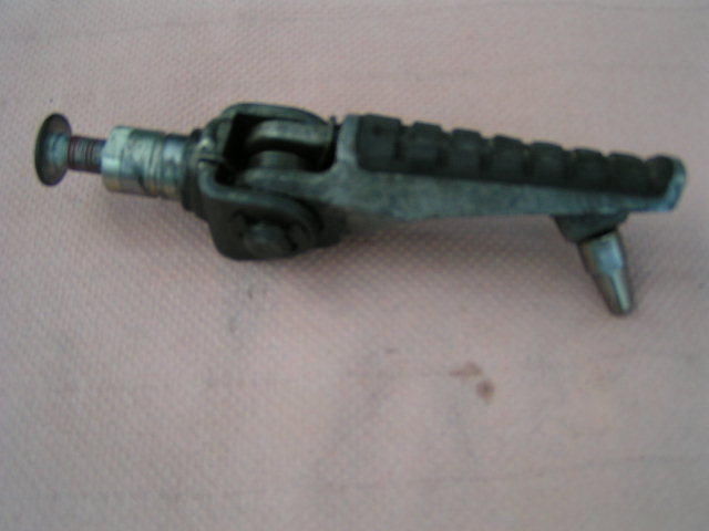 KAWASAKI ZX6R ZX-6R NINJA ZX600F1 2 3 1995 1996 1997 repose pied pilot droit av