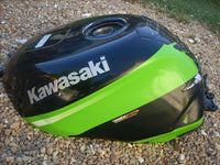 KAWASAKI NINJA ZX6R ZX-6R J1 J2 2000 2001 2002 reservoir carburant essence, tres