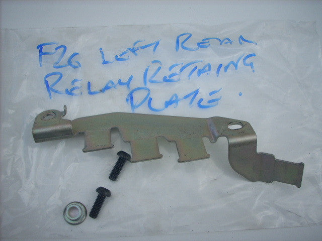 Yamaha FZ6 S2 2009 5VX (ok 07 08 09 )15993mile, 25588km, La plaque qui maintient